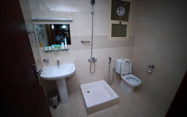 ONYX HOTEL APARTMENTS-MAHA HOSPITALITY GROUP Apartment hotel