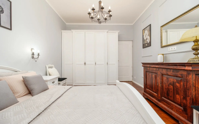 Апартаменты Лофт у Площади Восстания 3 спальни