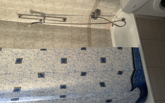 3-Kh Komnatnaya Kvartira ryadom s Vokzalom Flat