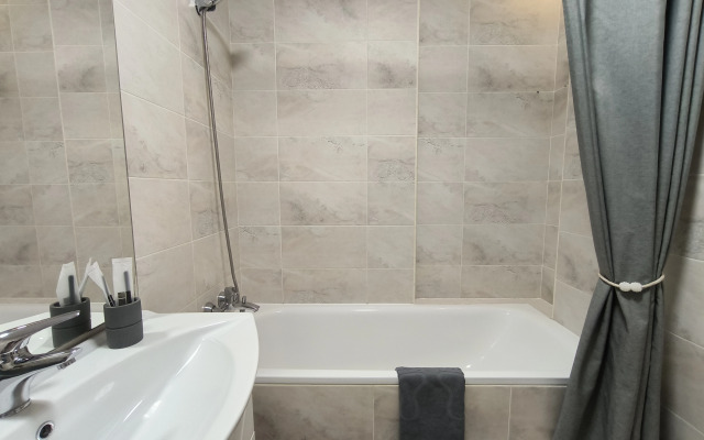 Квартира у Пляжа Парк Победы с Видом на Море