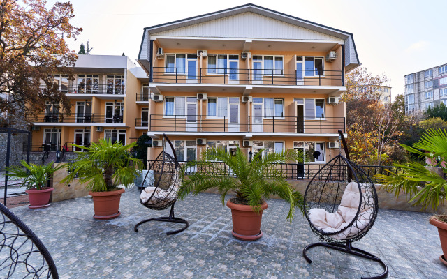 Crimskaya Nitstsa Guest House