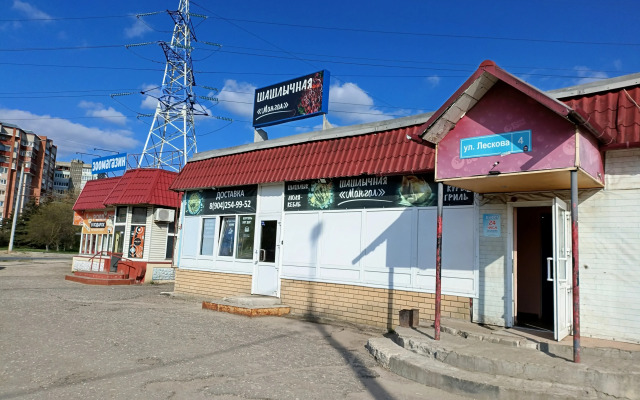 Na Ulitse Komissarova 1g Flat