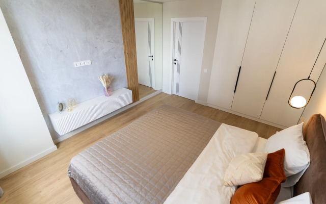 Апартаменты Евродвухкомнатные Stepanenkov на Готвальда 24/4