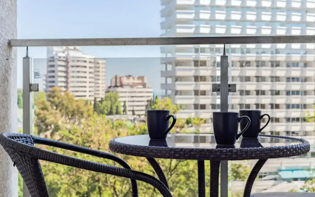 V Tsentre,lyuks Vmestimostyyu 6 Chelovek Apartments