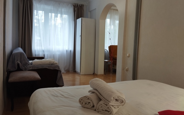 Dvukhkomnatnaya Vozle Tsentra Flat