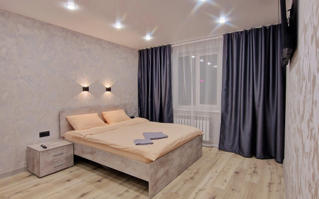 Апартаменты на Кольском 8