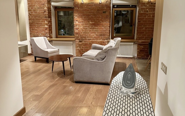 Loft Dvukhkomnatny Vozle Tsirka Nikulina Flat