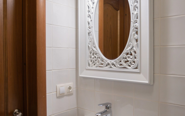 Na Bronnoy U Patriarshikh Prudov Apartments