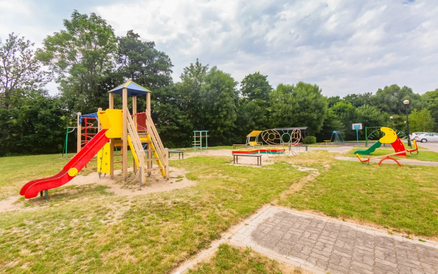 S Frantsuzskim Balkonchikom Ryadom S Verkhnim Ozerom Flat