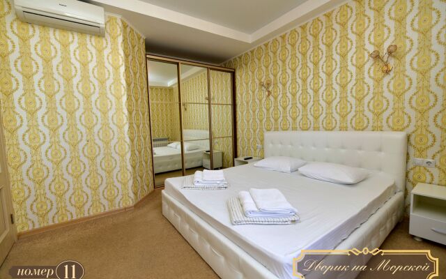 Dvorik Na Morskoj Furnished rooms