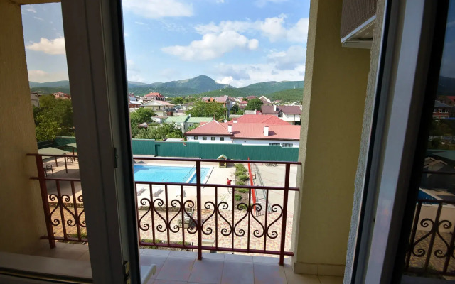 Kapri Hotel