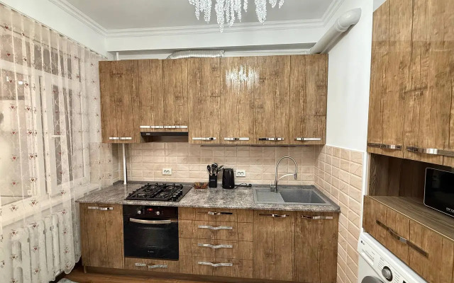 Uyutny Apartament v Bishkeke na Umetalieva 113 Flat