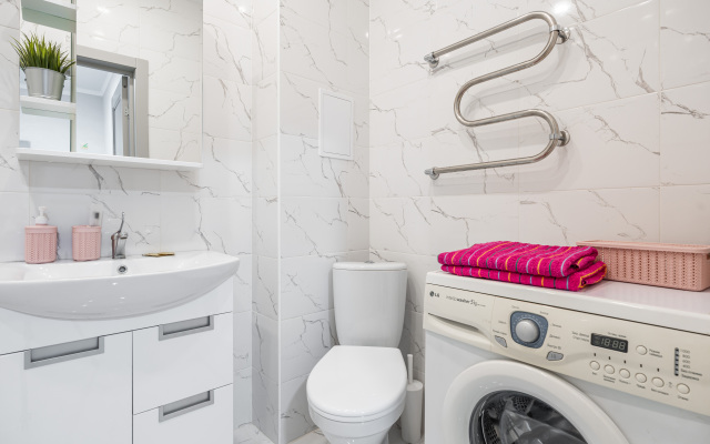 Апартаменты на Тимошенко (Военвед)