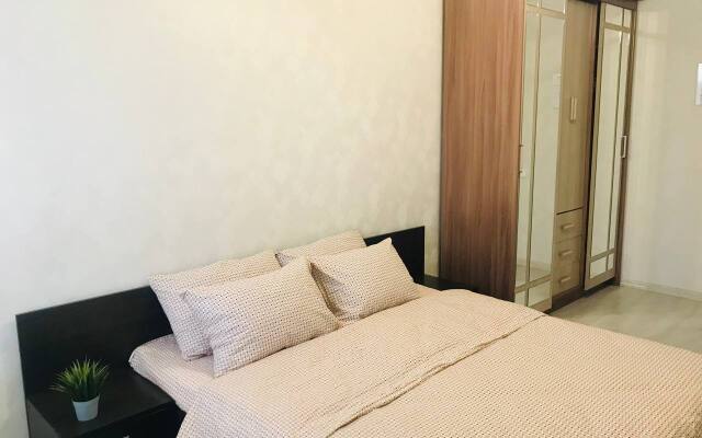 Апартаменты 1-к квартира возле Космопорта