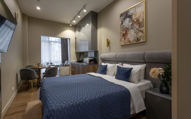 Апартаменты Mirror с красивым видом в Центре Сочи