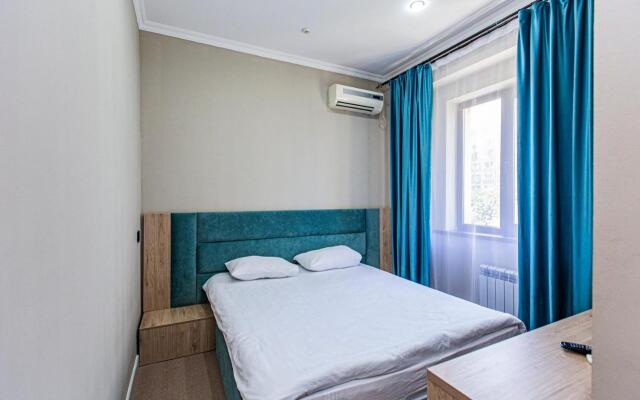 Kaier Hotel