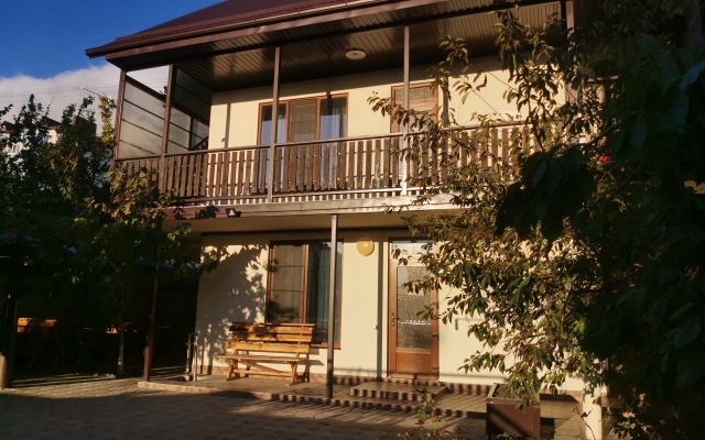 Ellis Guest House