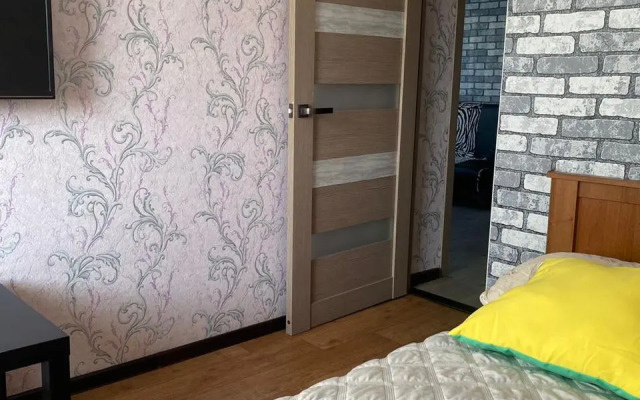 Апартаменты с 2 комнатами в Октябрьском районе (КВАРТИРА51)