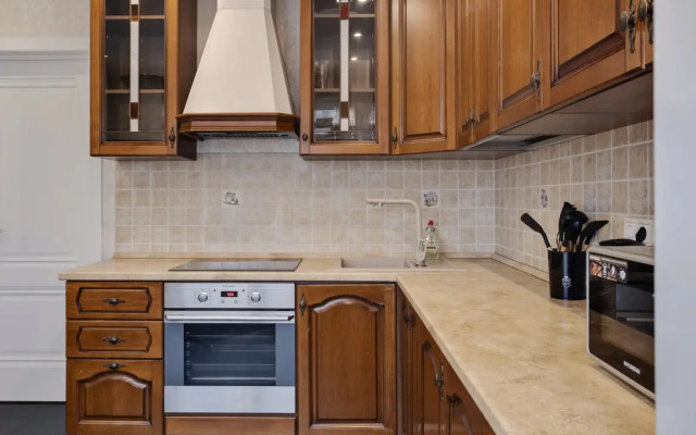 1 Dobrye Sutki na Sverdlova Flat