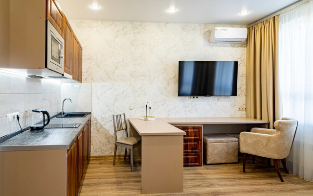Studio 2 Apartments