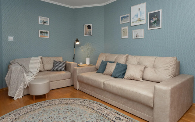 Квартира Двухкомнатная вид на Ботанический сад на 2 этаже