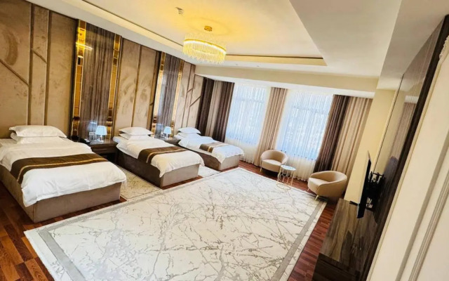 Kangurt Grand Hotel