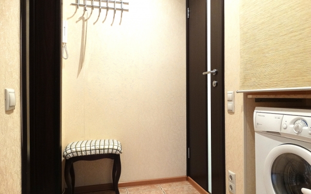 InnDays Na Bazhenova 12 Apartments