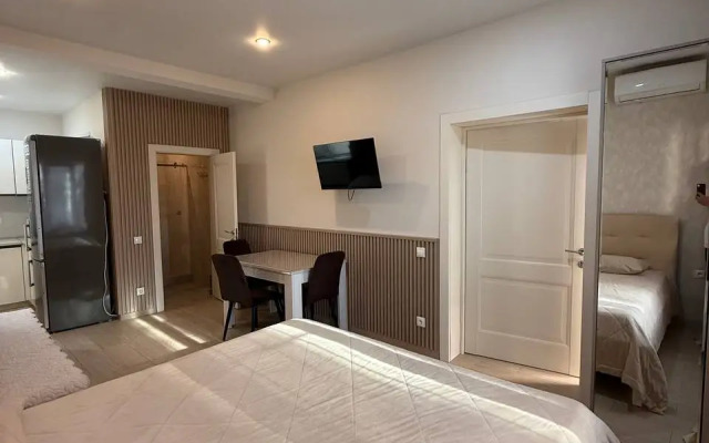 Smart Sirius Guest House