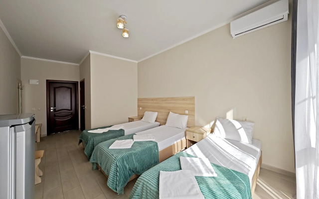 Sara Guest house