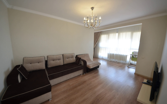 U Samogo Morya Apartments