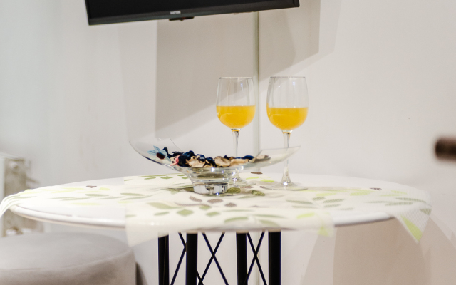 Oruzheyny Pereulok 15a (1104) Bez Okna Apartments