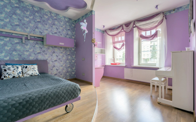 Квартира SpbMain СпбМэйн на наб. реки Карповки