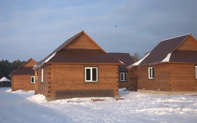 SEMEJNYiJ Guest House
