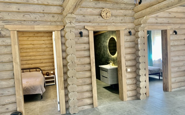 Dom U Ozera Recreation Camp