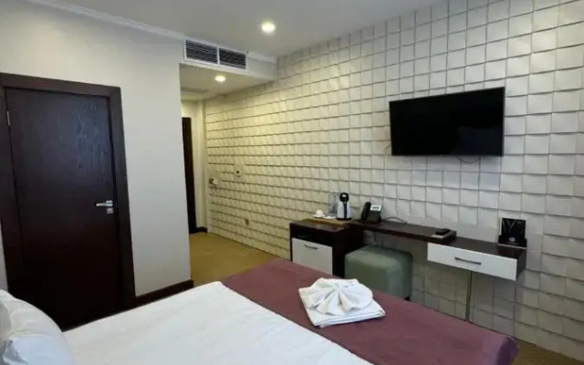 SULO Hotel