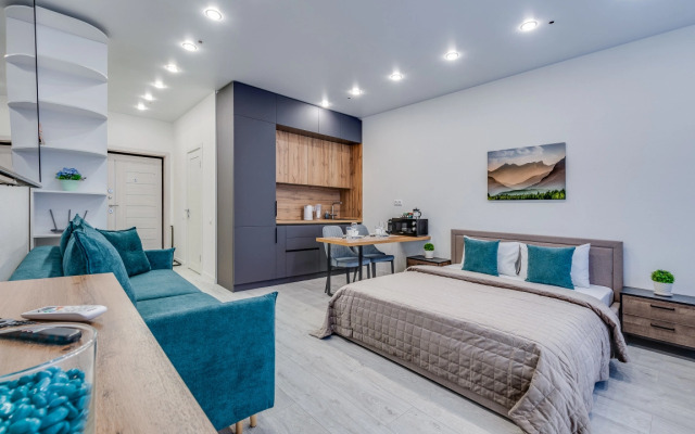 Apartamenty Predstavitel'skij Lyuks s Balkonom i Krasivym Vidom Business Apartments