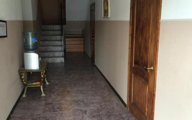 Elit Plaza Guest House