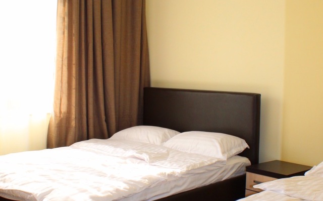 Vila Plaza Guest House