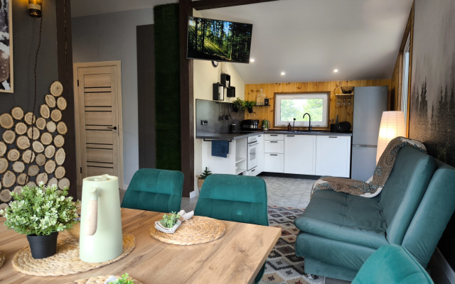 Частный дом на улице Славянская 103