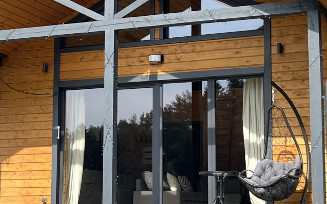 Oyavojs Private House