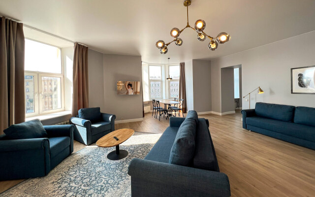 Abazhur na Fontanke Living Quarters