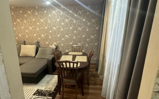 Квартира на Кондрикова 3