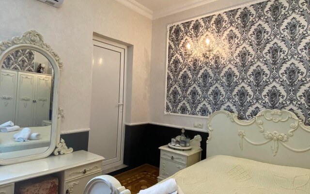 Dom8 Apartments