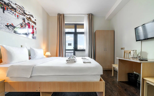 Filosofiya Gor, Korpus A Hotel
