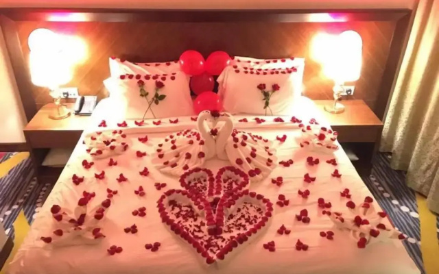 Отель Lumain Hotel Al-Tahlia Jeddah