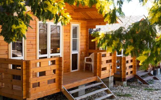 U Morya Anasyp Guest House