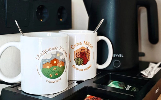 Medovye Kholmy Glamping