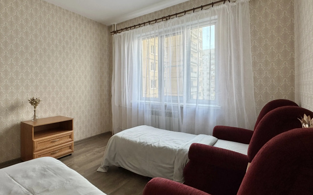 Квартира Просторная рядом с метро Дунайская