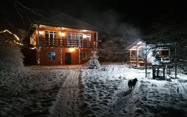 Hizhina Guest house