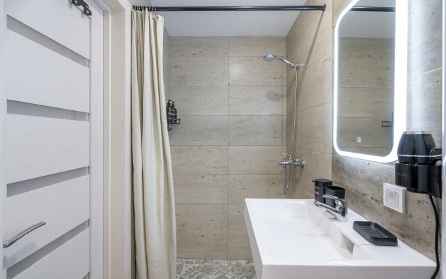 Квартира Комфортная студия с дизайнерским ремонтом